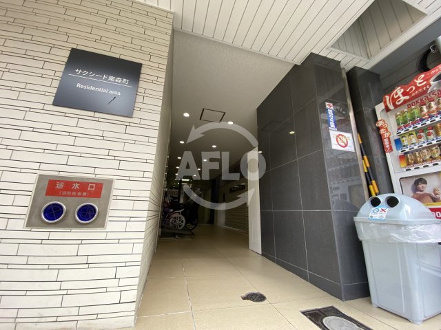 エントランス　サクシード南森町　エントランス