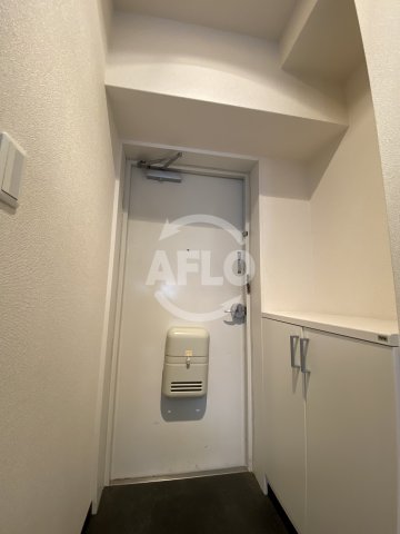 玄関　サクシード南森町　玄関スペース