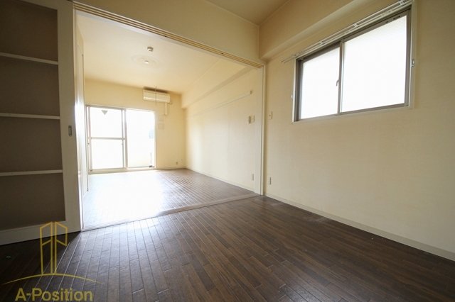 居室・リビング　ウィステリア西梅田