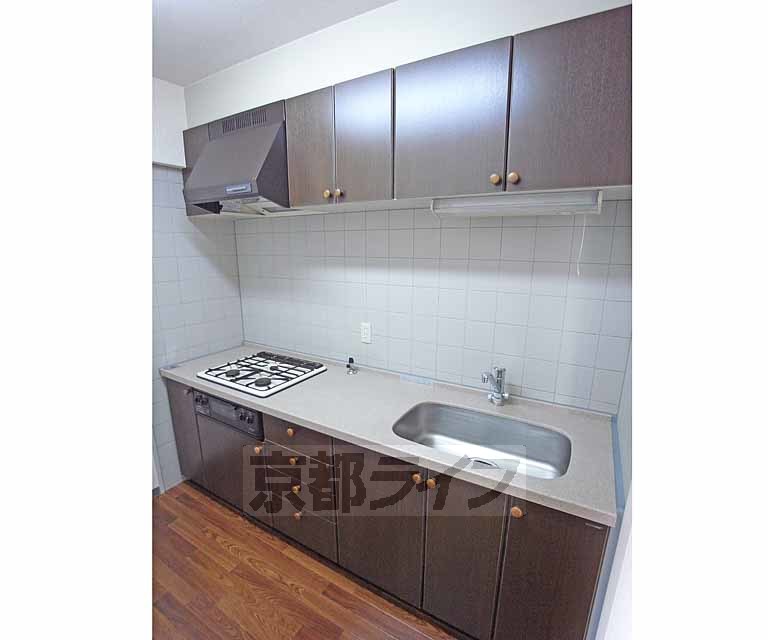 キッチン　お料理もはかどりますね。