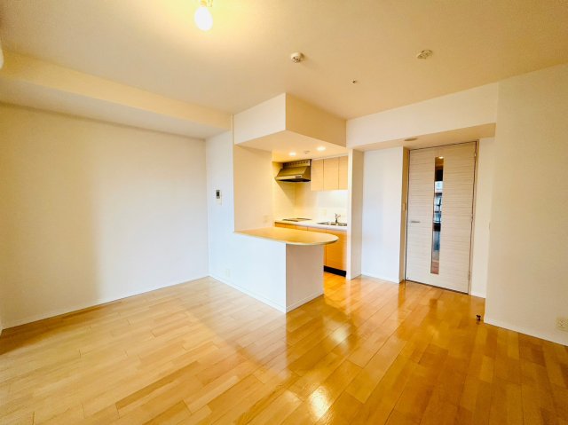 居室・リビング　※別部屋参考写真