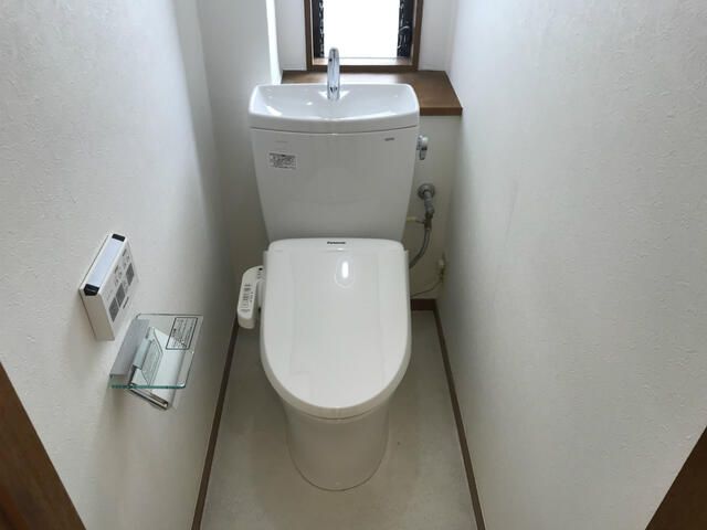 トイレ　花善ビル
