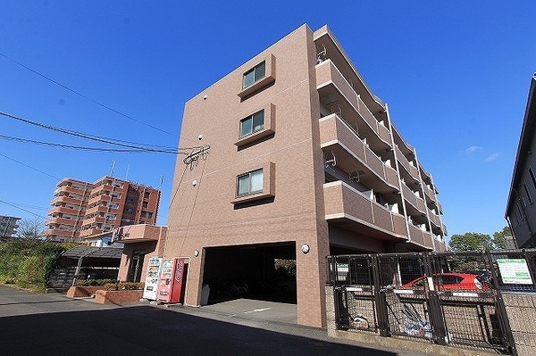 駐車場　プロムナーデ神宮