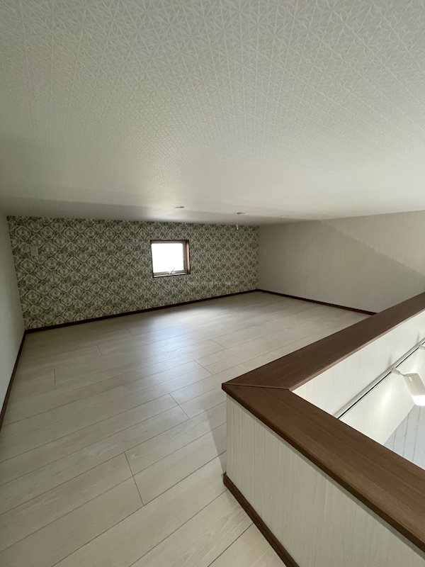 その他部屋・スペース　広々ロフトは寝室としても活用できます！