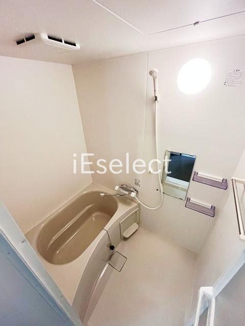 バス・シャワールーム　一日の疲れを癒せるバスルームです！