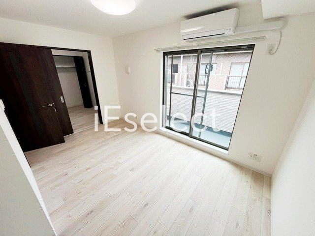 居室・リビング　明るくキレイなリビングルーム♪