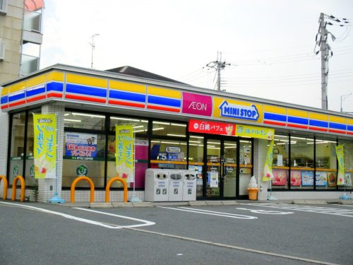 コンビニ　ミニストップ伊丹瑞穂町店（コンビニ）まで590m