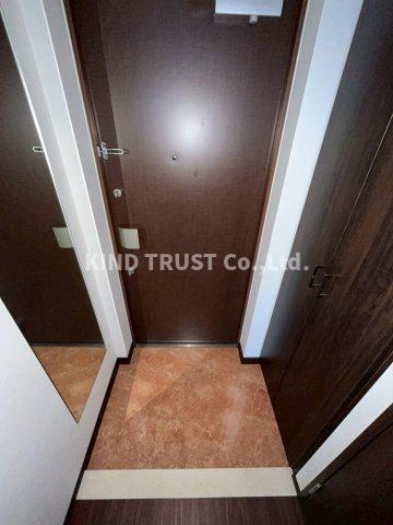 玄関　落ち着いた玄関です