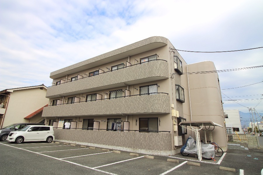 建物外観　きれいな外観