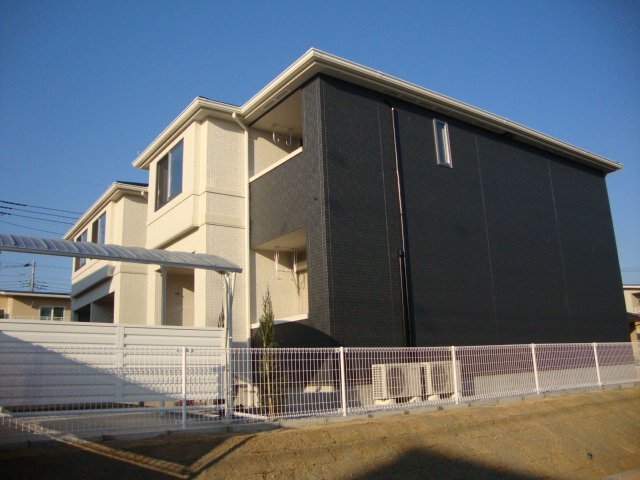 建物外観　外観写真（昼）