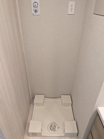 その他　室内洗濯機置場です