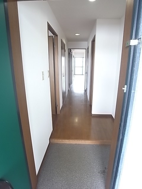 玄関　きれいな玄関です