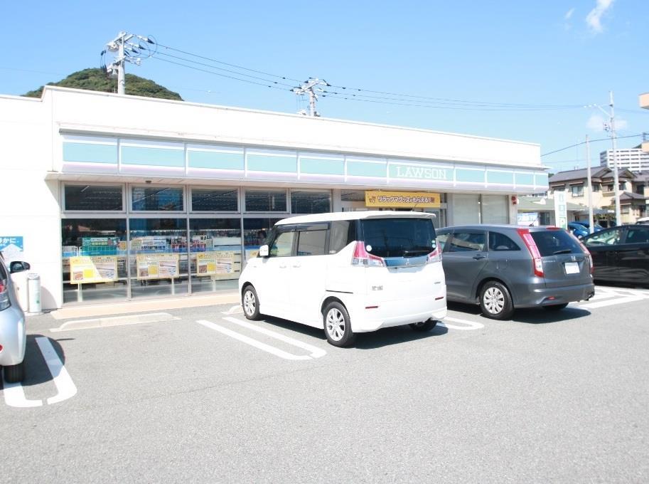 中学校　下関市立日新中学校（中学校）まで2698m