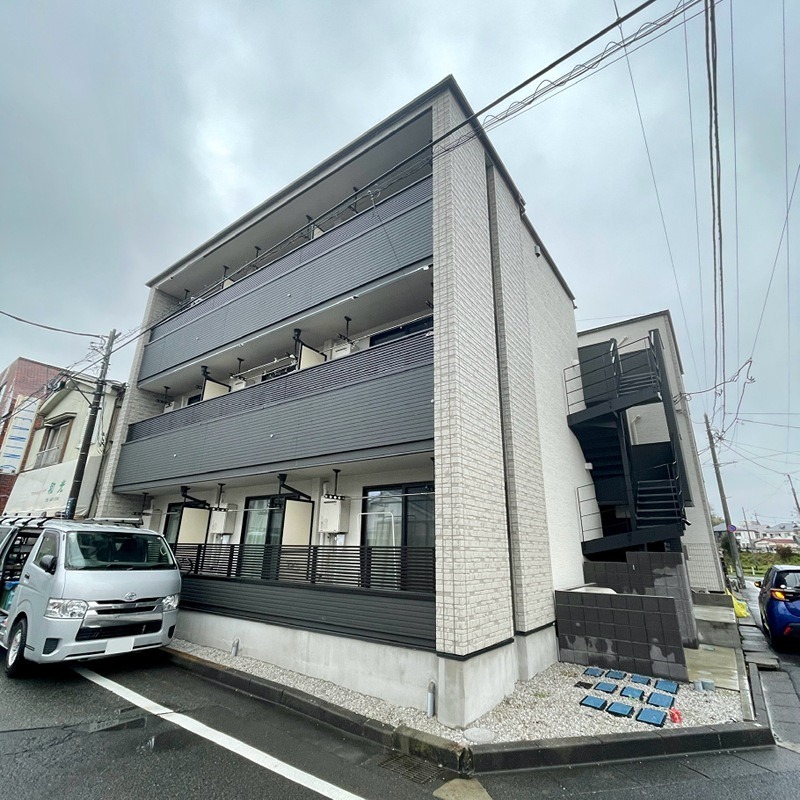 建物外観　築浅アパート♪