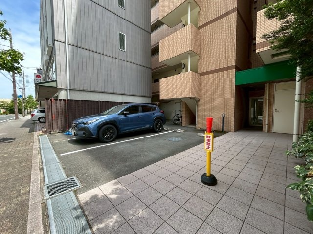 その他　裏口