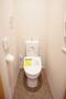 トイレ　トイレは快適な温水洗浄便座付き