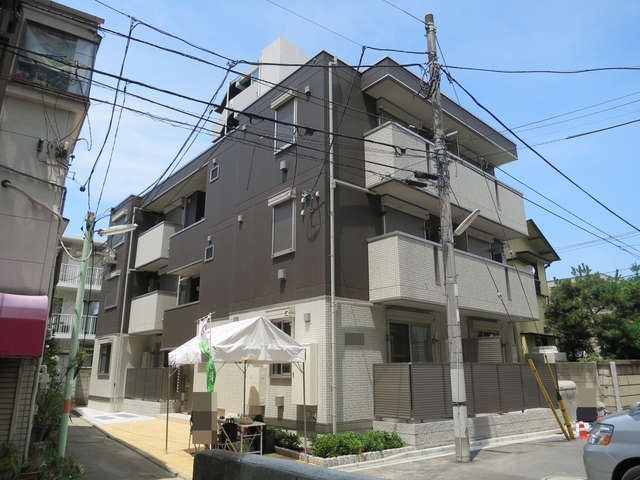 建物外観　モダンなデザインの外観です。