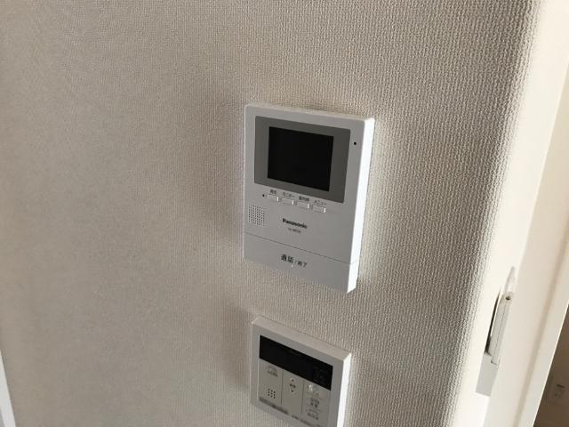 セキュリティ　カメラ付インターホン（イメージ）