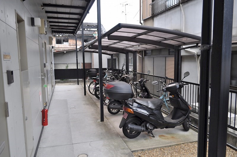 駐車場　駐輪場