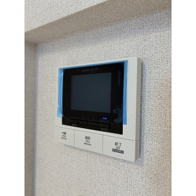 セキュリティ　モニター付きインターホン