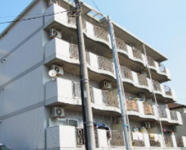 バルコニー　外からの目が気にならないバルコニーで洗濯物が干せます