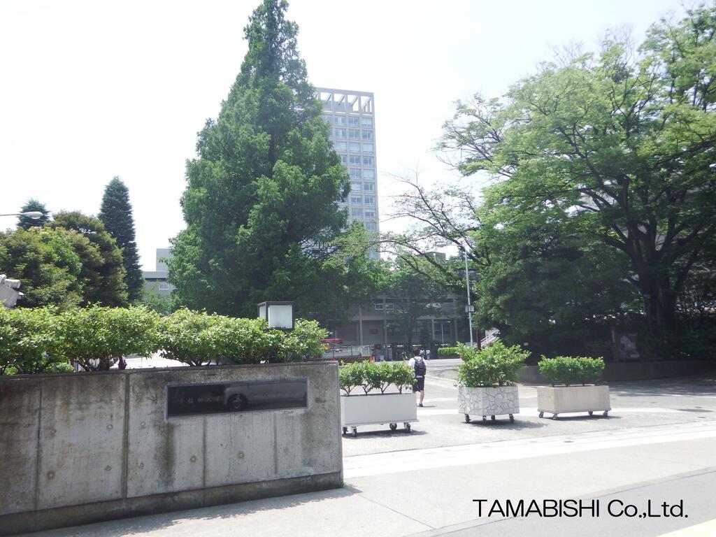 大学・短大　私立早稲田大学戸山キャンパス（大学・短大）まで582m
