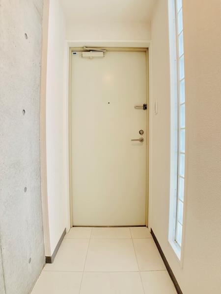 玄関　?
