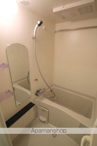 プレサンス堺筋本町センティスの風呂写真