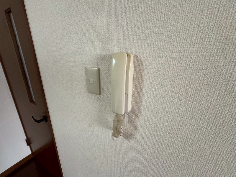 セキュリティ　インターホンは通話ができるので急な訪問があっても安心です。