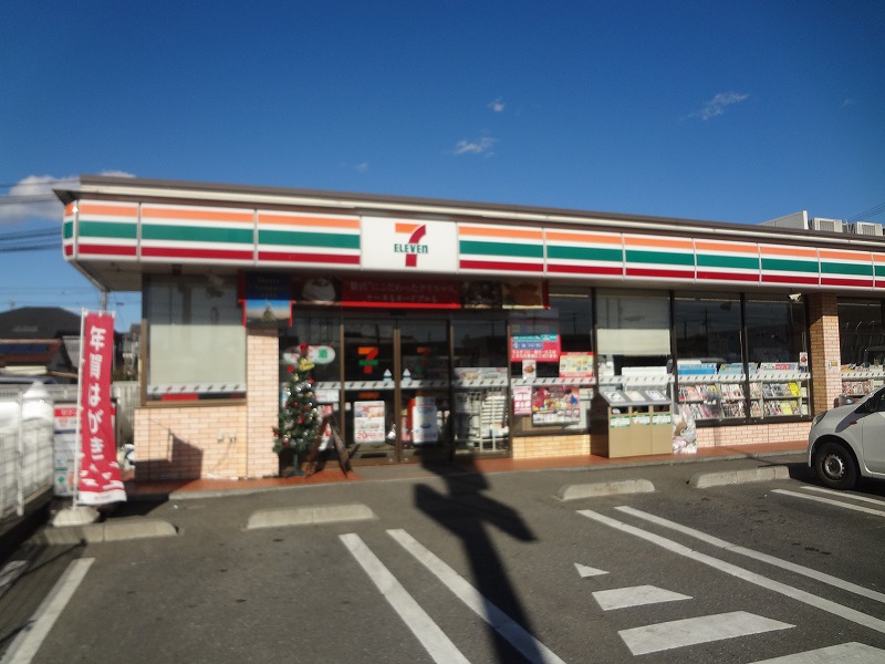 コンビニ　セブンイレブン（コンビニ）まで1409m