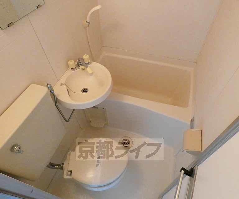 バス・シャワールーム　ユニットバスです。