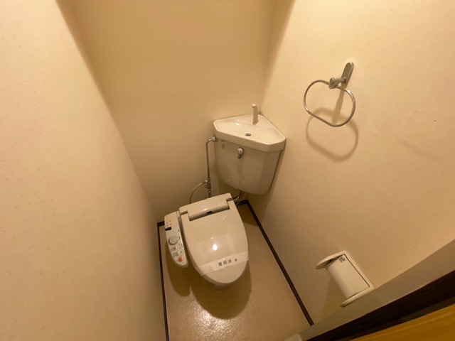 トイレ　※同施工会社のイメージ写真※
