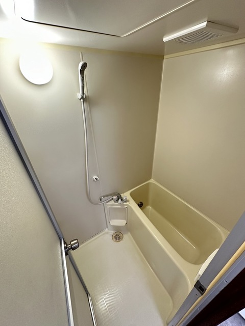 バス・シャワールーム　別部屋参考写真です