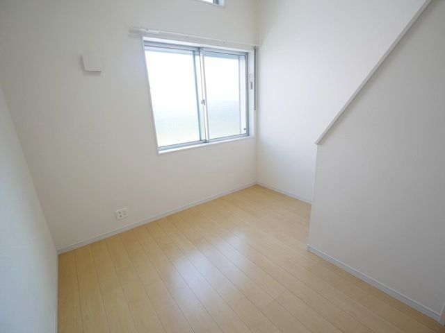 その他部屋・スペース　★明るいフローリングのお部屋です★