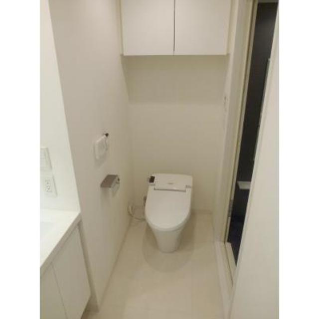 トイレ　※別部屋の参考写真です。