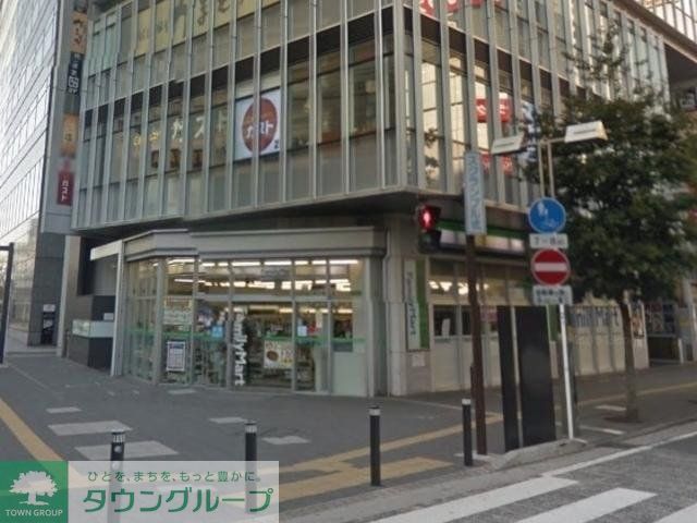 コンビニ　ファミリーマート京急川崎駅前店（コンビニ）まで908m