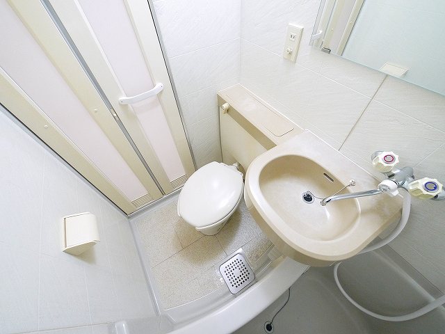 トイレ　清潔感のあるトイレです