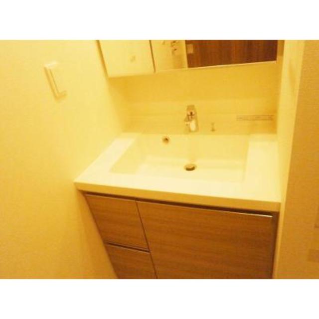 洗面設備　※写真は同タイプ住戸です。