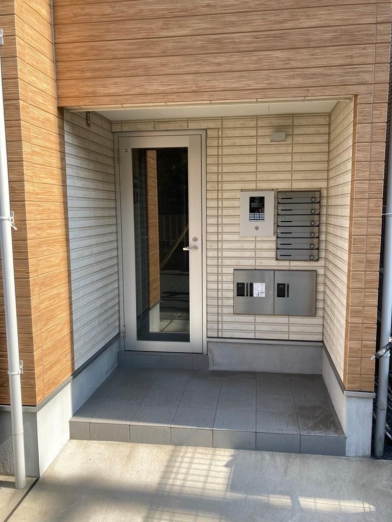 エントランス　建物入り口部分です