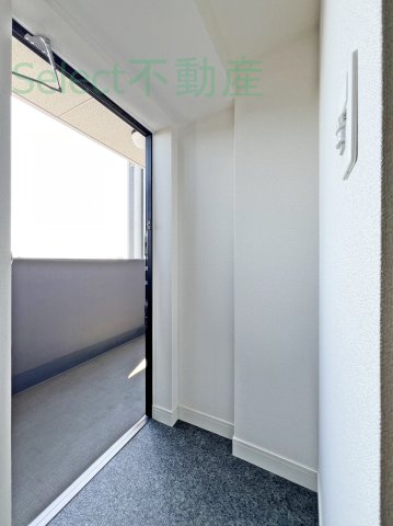 プレサンス千種アイルの玄関写真