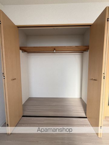 マキシム仁井令の内装写真