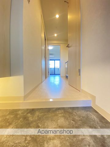 ＪＲ山陽本線 広島駅 徒歩9分 10階建 築5年の玄関写真