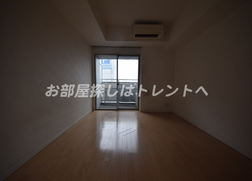 レジディア文京本駒込の居間写真