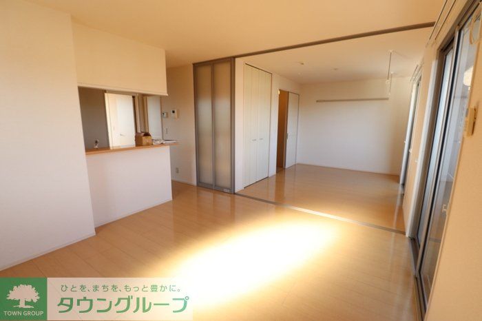 サンモール北入曽 Bの居間写真