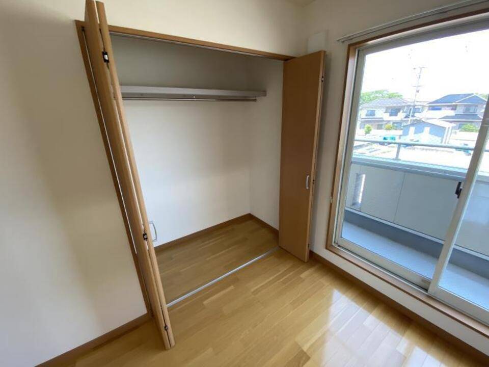 収納　クローゼット