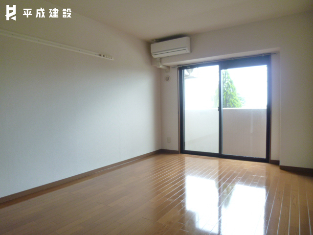 その他設備　洋室にエアコン1台設置済