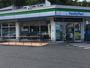 コンビニ　ファミリーマート 名東貴船二丁目店（コンビニ）まで447m