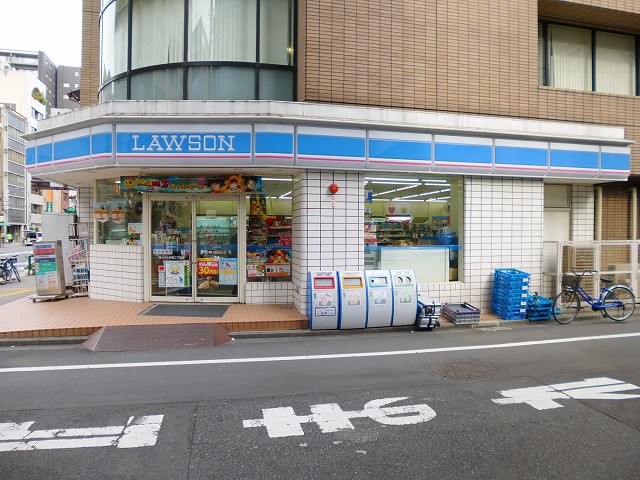 【Urbanex新御徒町のコンビニ】