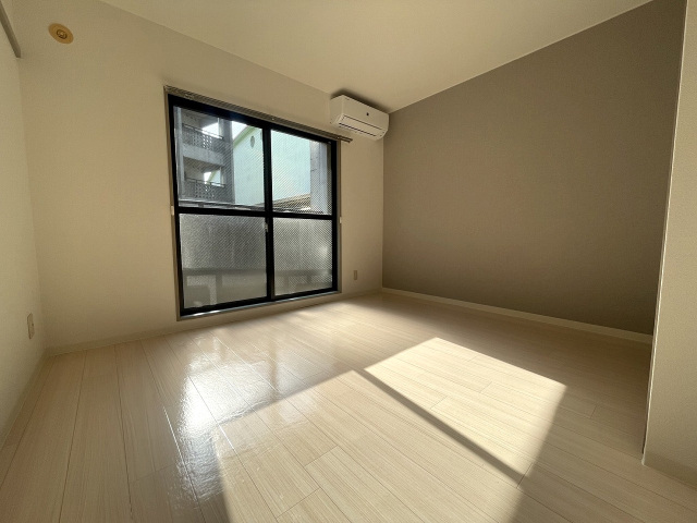 居室・リビング　洋室です！