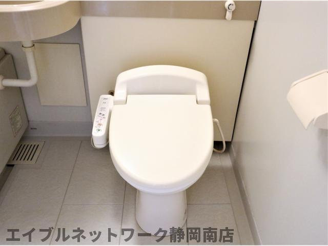 【焼津市祢宜島のマンションのトイレ】